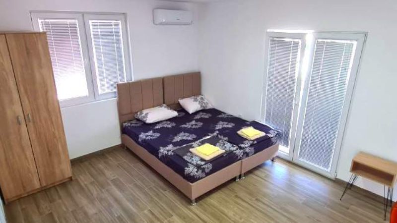 Apartment 3
